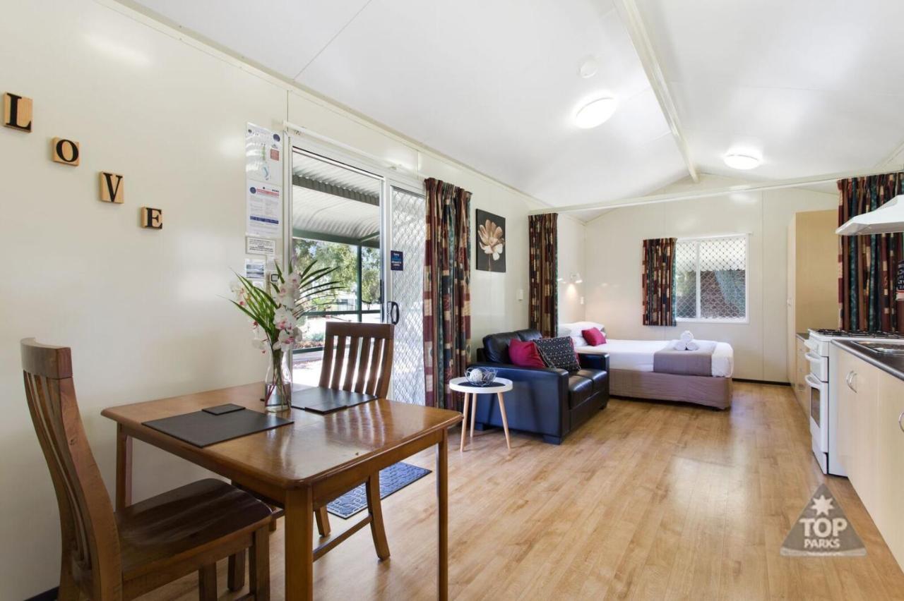 Goondiwindi Holiday Park Екстериор снимка
